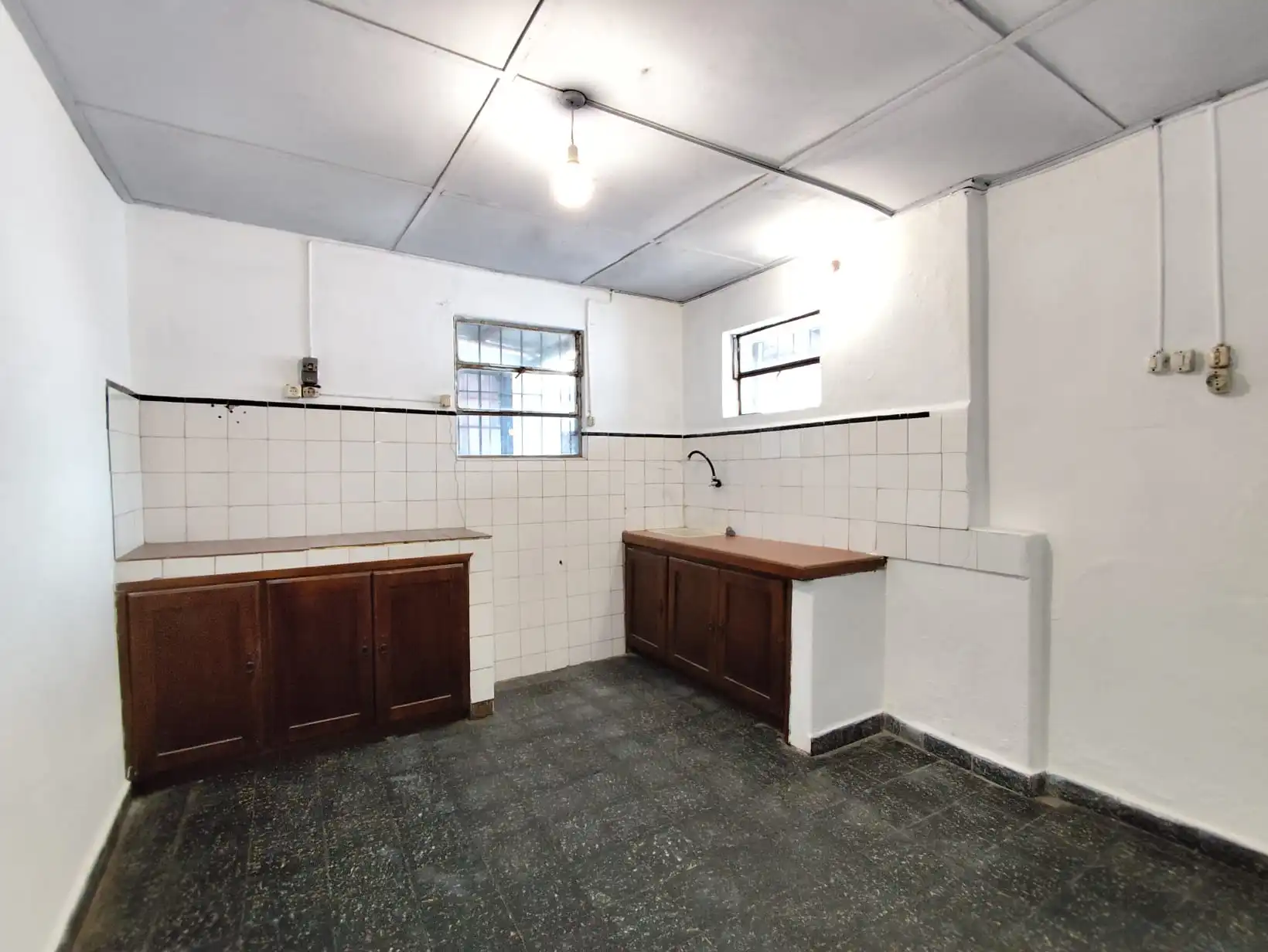 Casa – Figueroa N° 270 entre Herrera y Canaro