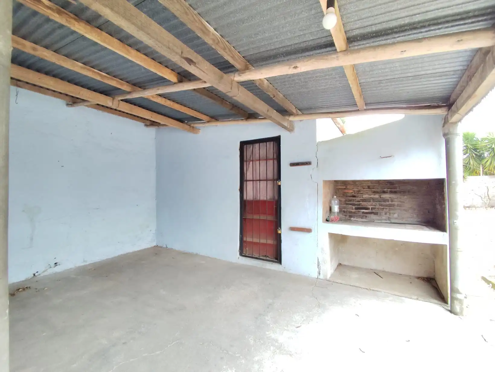 Casa – Figueroa N° 270 entre Herrera y Canaro