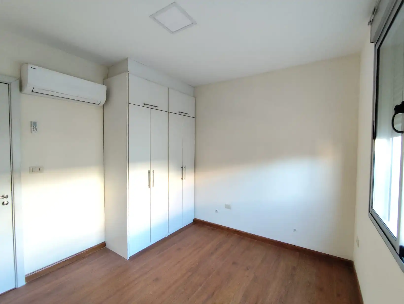 Apartamento – Larrañaga N° 555 y 555 bis Apto. 1 esquina 25 de Mayo