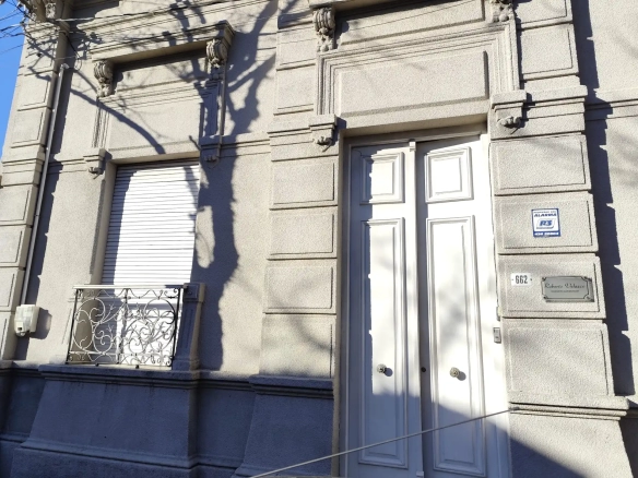 Local Comercial – 25 de Mayo N° 662 entre Bengoa y Zorrilla