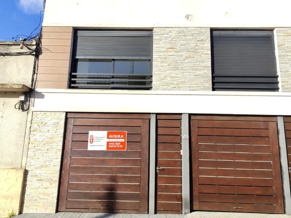 Apartamento – Treinta y Tres N° 742 Apto. 1 entre Batlle Berres y Zorrilla