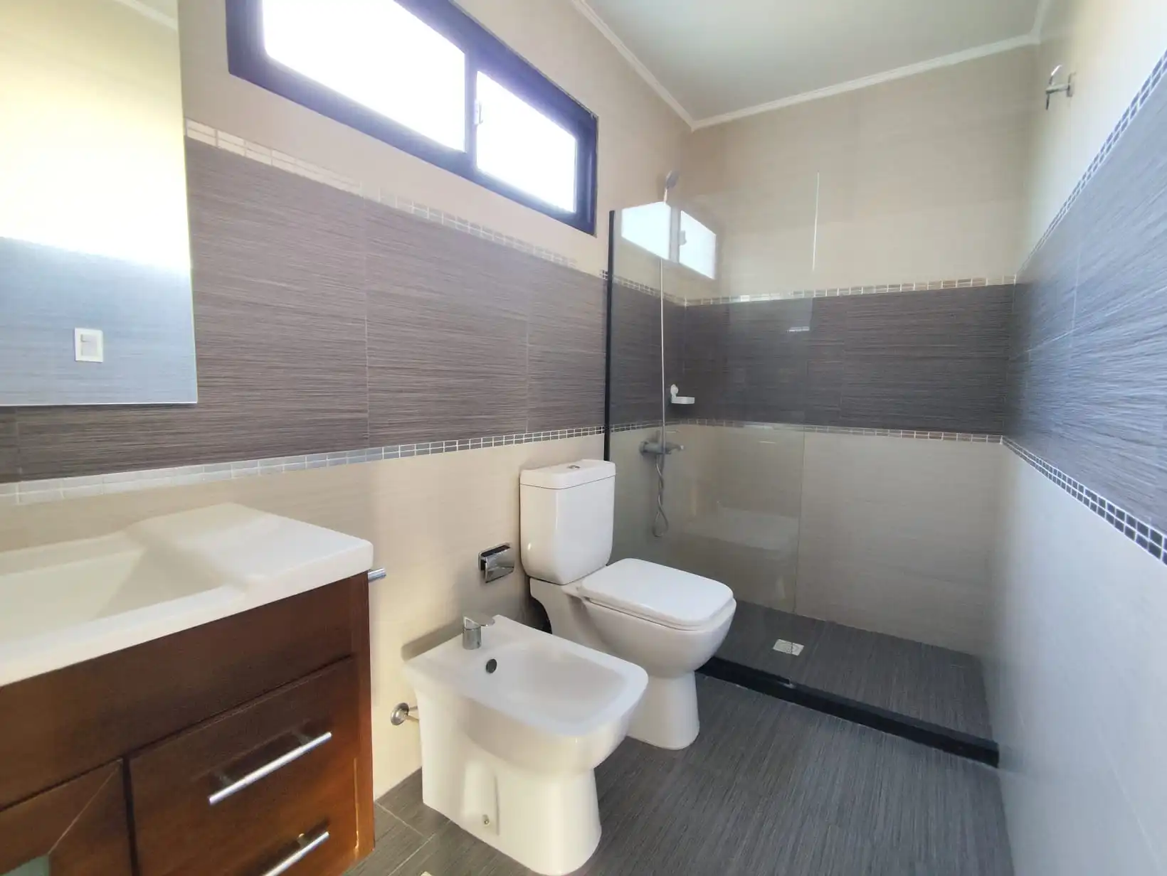 Apartamento – Treinta y Tres N° 742 Apto. 1 entre Batlle Berres y Zorrilla