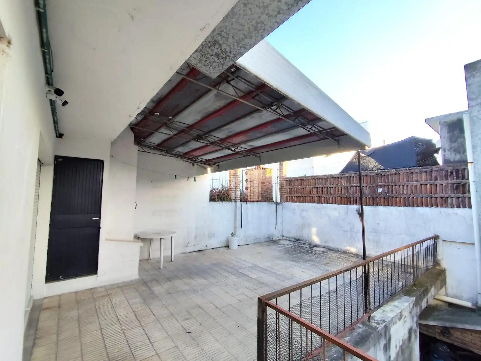 Apartamento – Colón N° 523 entre Batlle y Ordoñez y Patonal Asamblea