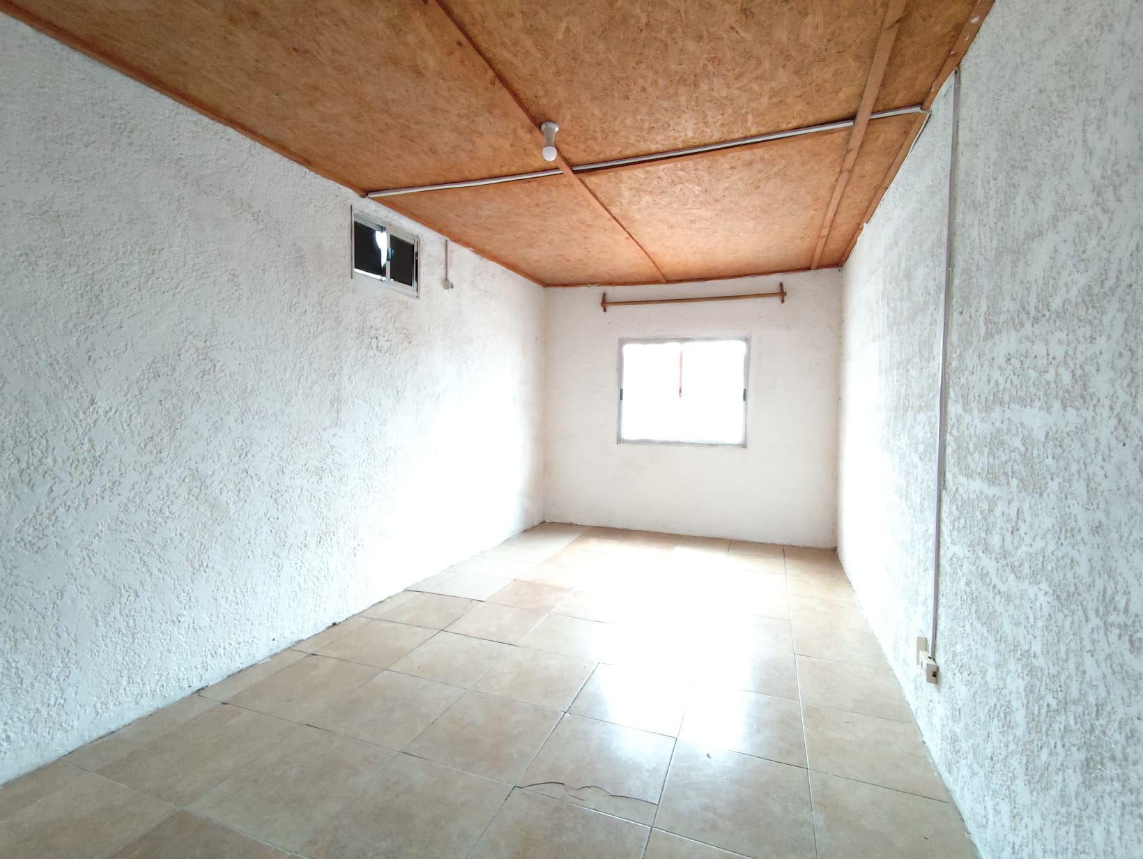 Casa – Ansina Nº 970 entre Lavalleja y Antonio Pan
