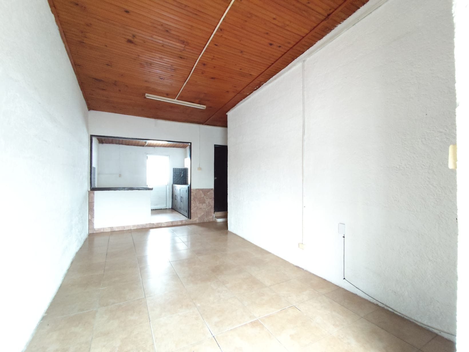 Casa – Ansina Nº 970 entre Lavalleja y Antonio Pan