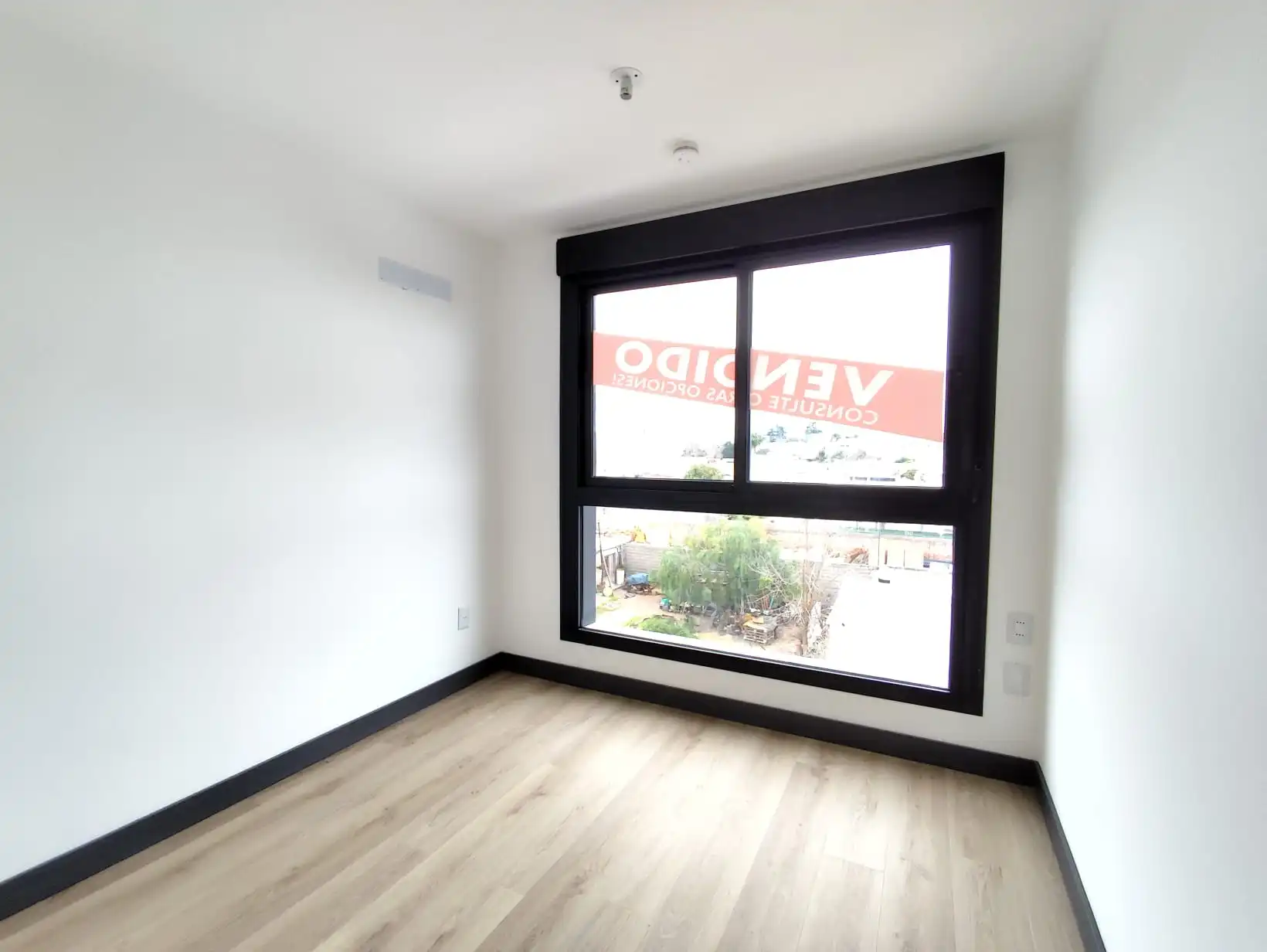 Apartamento – 25 de Mayo esquina Pbro. Bentancur Unidades 202 y 302