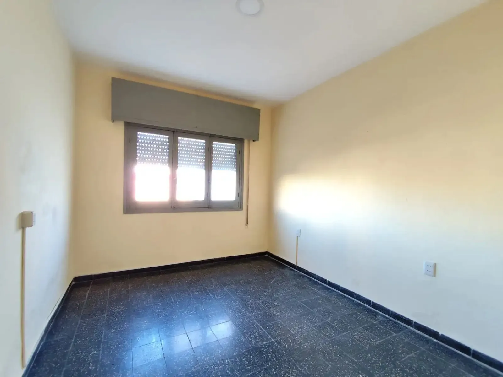 Casa – Larrañaga N° 913 – Entre Frugoni y Antonio Pan