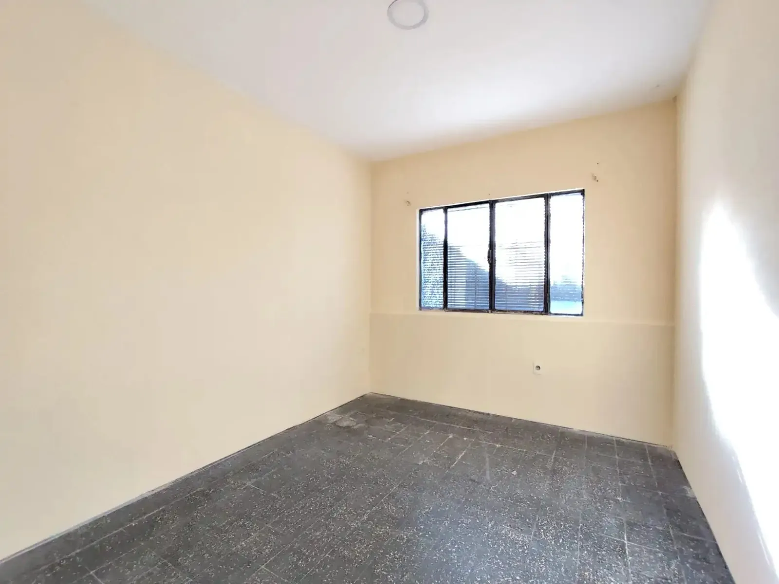 Casa – Larrañaga N° 913 – Entre Frugoni y Antonio Pan