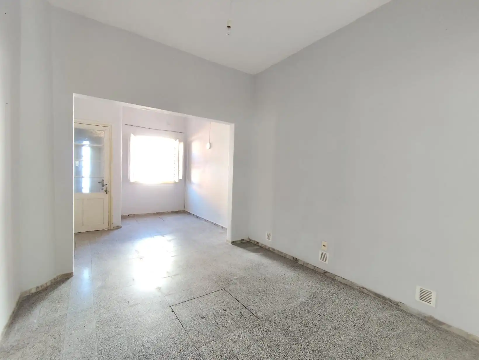 Casa – Ituzangó Nª 414 entre Ciganda y Larrañaga