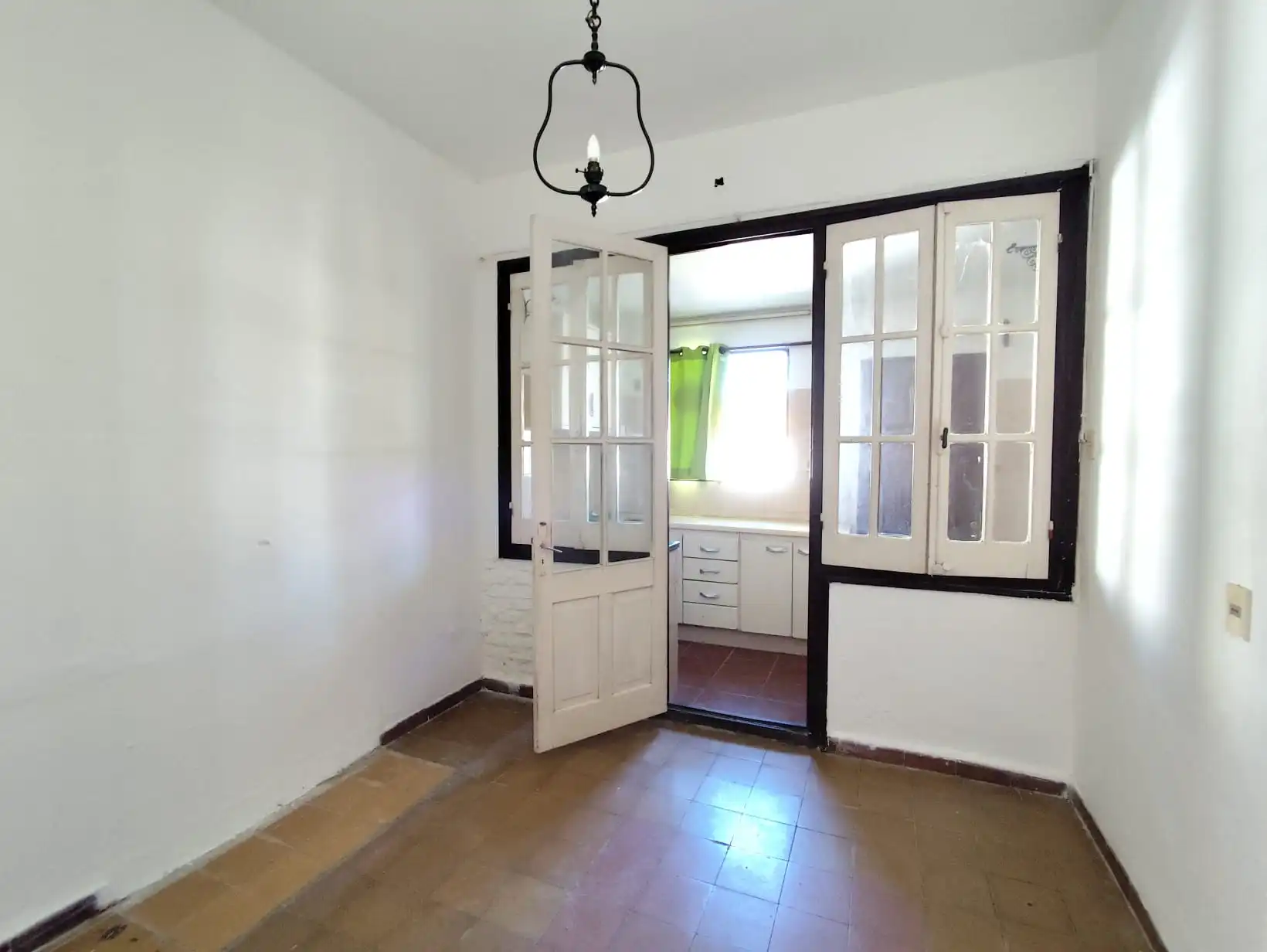 Casa – Ituzangó Nª 425 entre Ciganda y Larrañaga