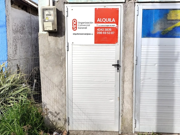 Casa – Misiones N° 1162 bis entre Candido Marin e Instrucciones