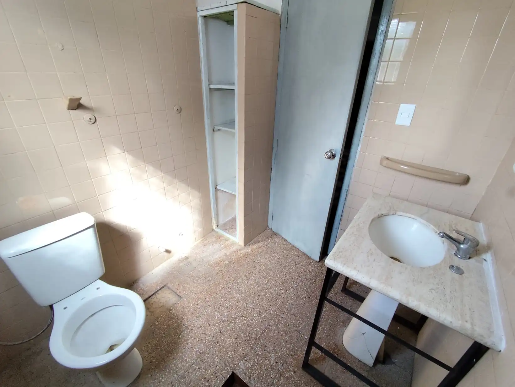 Casa – Treinta y Tres N° 3404 entre C.Solari y F.Rodriguez