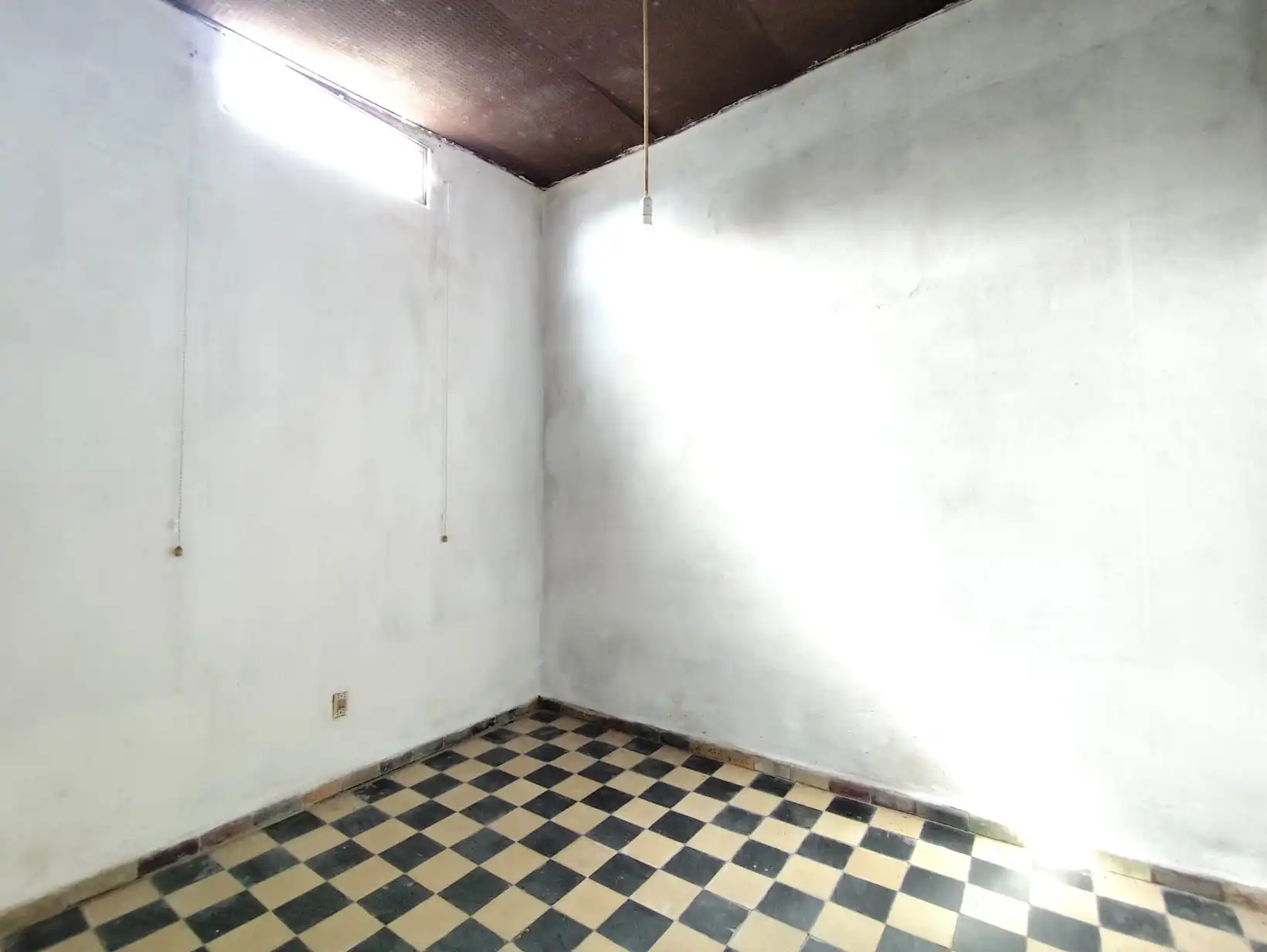Casa – Treinta y Tres N° 3404 entre C.Solari y F.Rodriguez