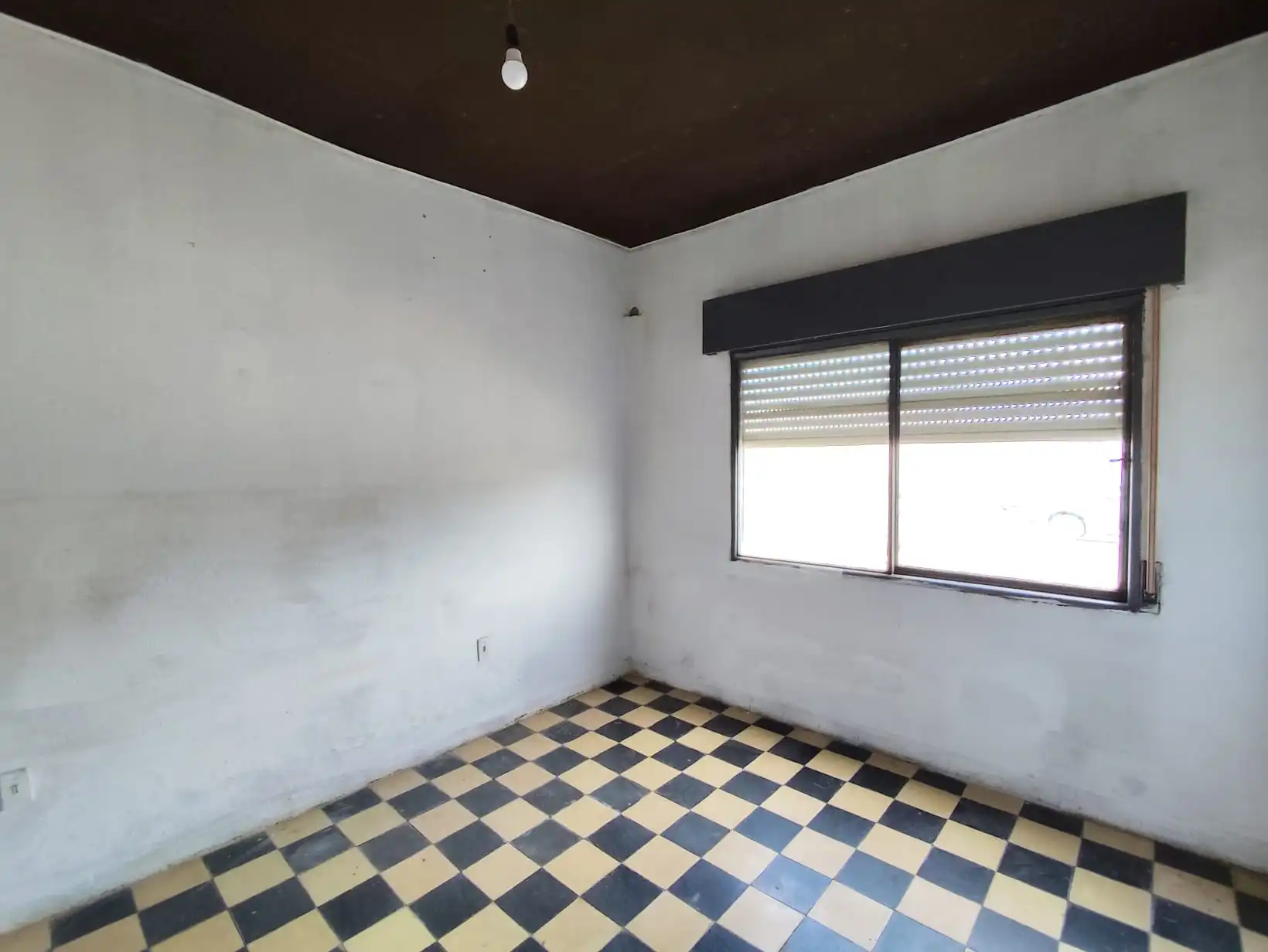 Casa – Treinta y Tres N° 3404 entre C.Solari y F.Rodriguez