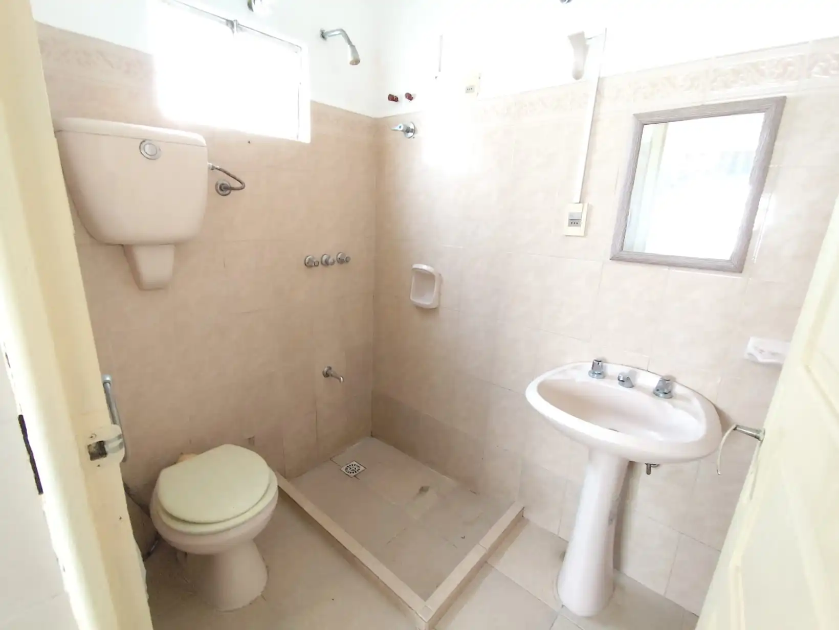 Casa – Batlle Berres N° 456 entre Artigas y Treinta y Tres