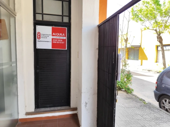 Apartamento – Sarandi Nº 335 entre Vidal y Herrera