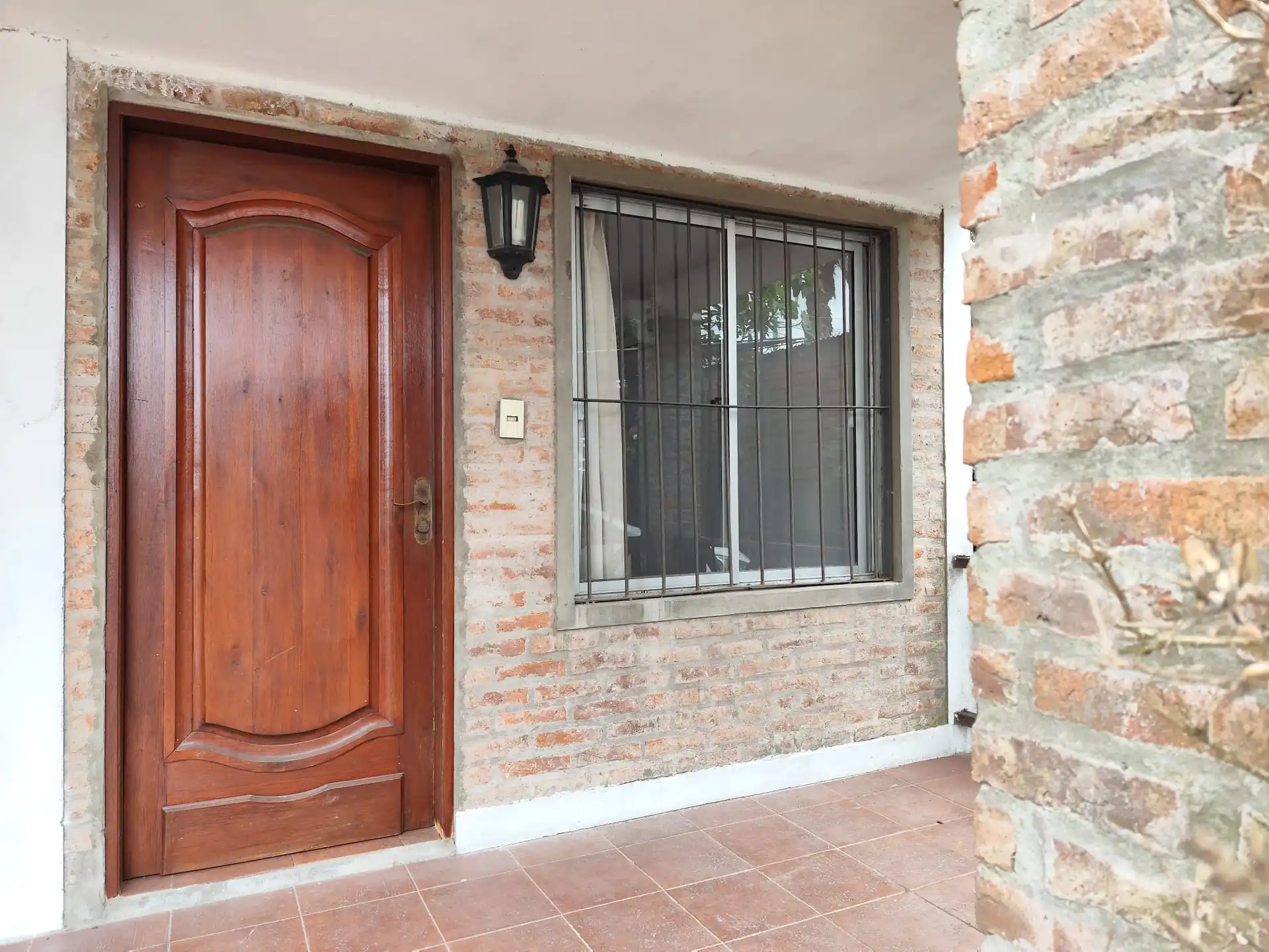 Apartamento – Aparicio Saravia N° 037 Apto. 02 entre Santiago Vazquez y Parquización