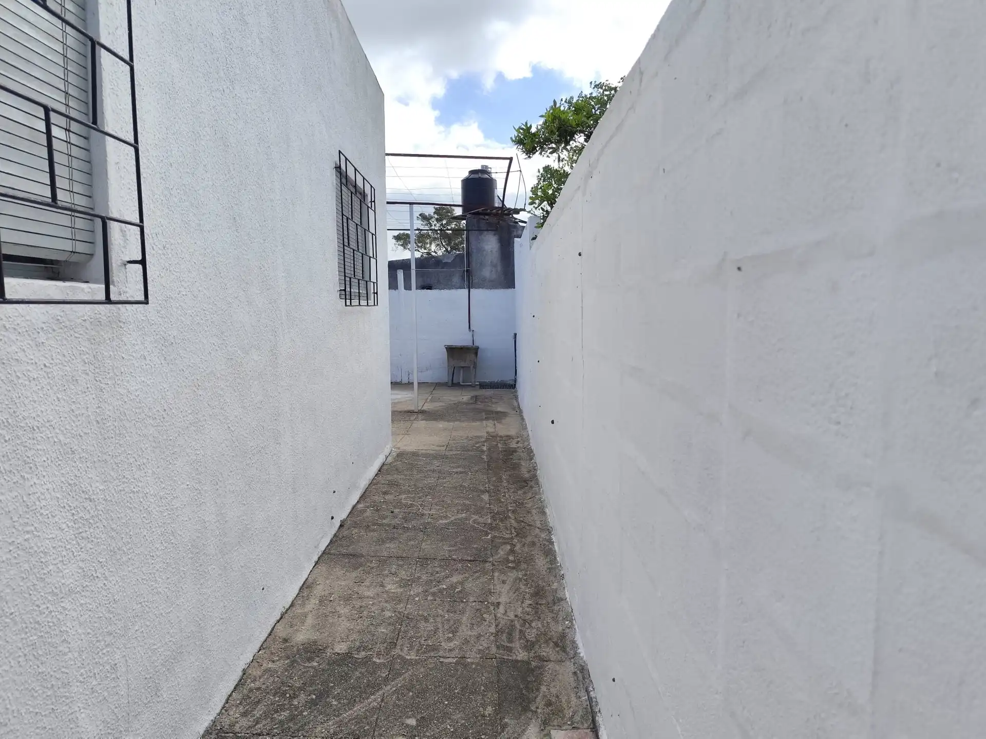 Apartamento – Pelossi N° 627 entre 18 de Julio y Silvestre Blanco